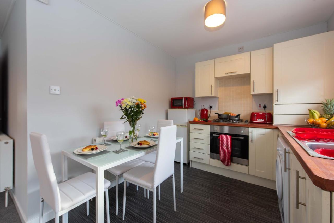 Premier - Wishaw En-Suite Apartment Zewnętrze zdjęcie